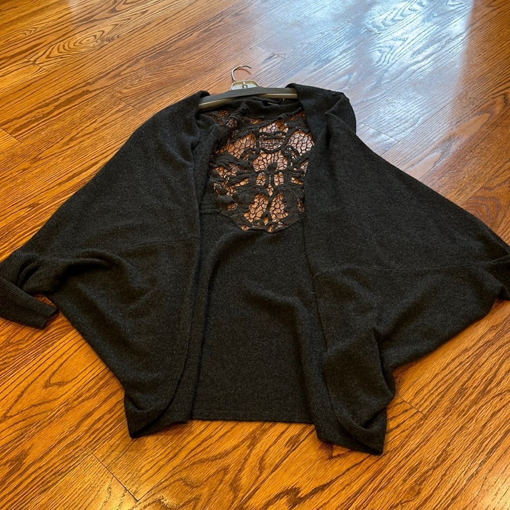 Design History Woman’s Cashmere Cardigan Size M